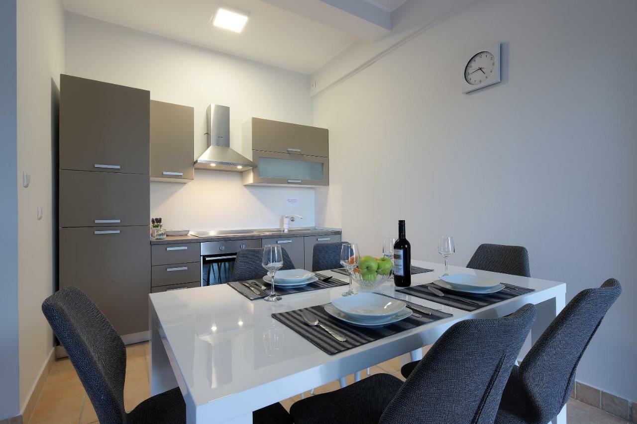 נזרין Apartments Galboka מראה חיצוני תמונה