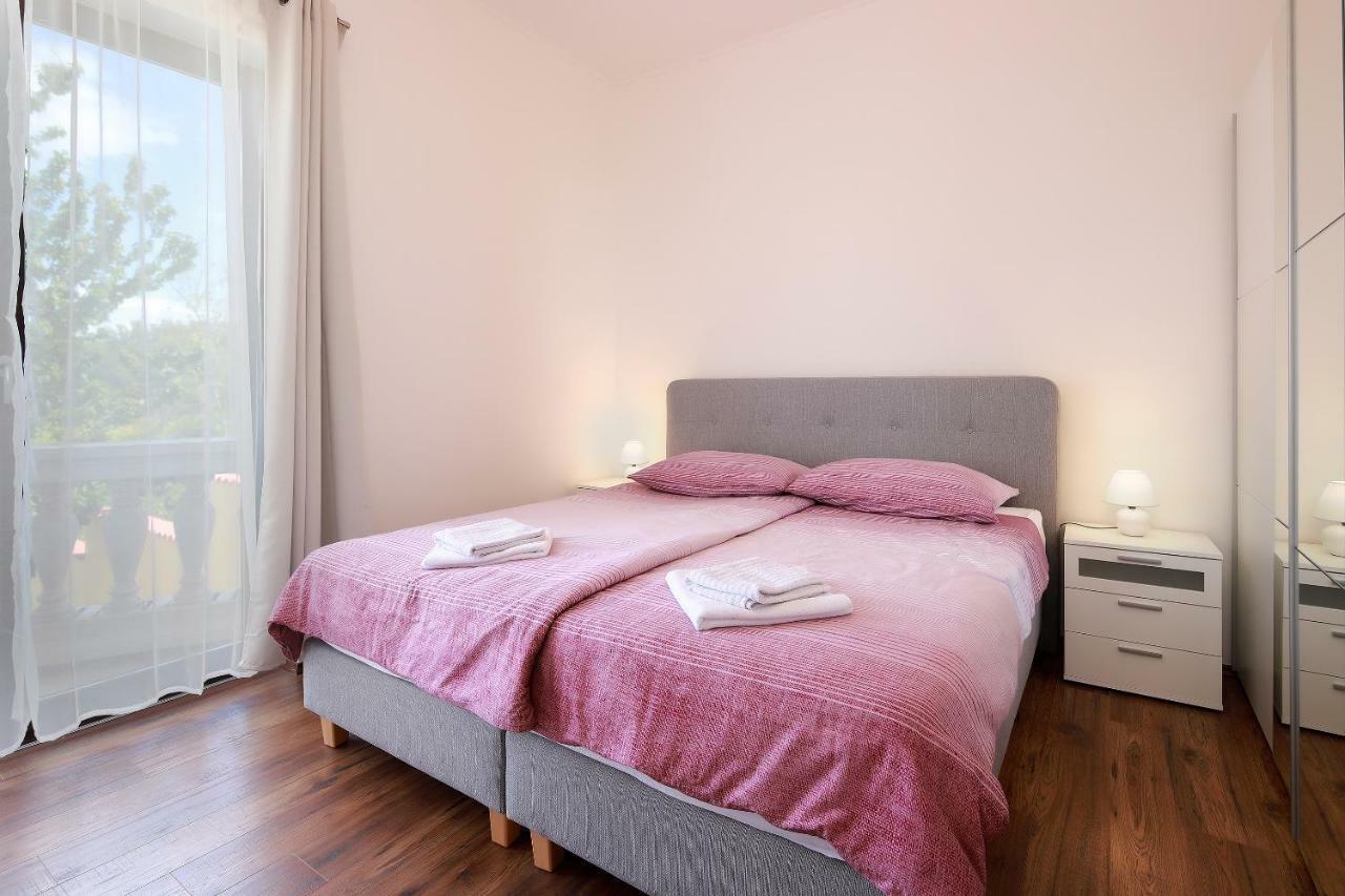 נזרין Apartments Galboka מראה חיצוני תמונה