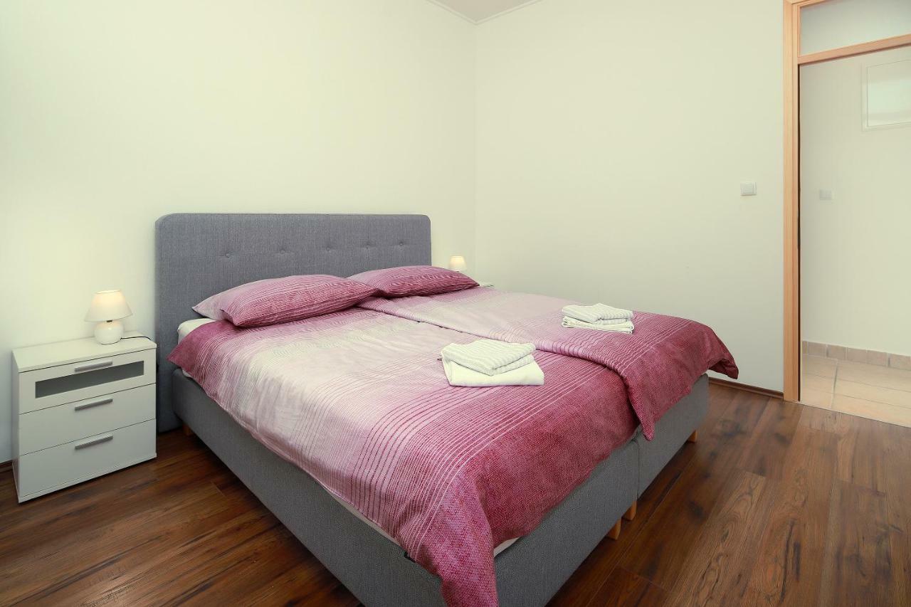 נזרין Apartments Galboka מראה חיצוני תמונה