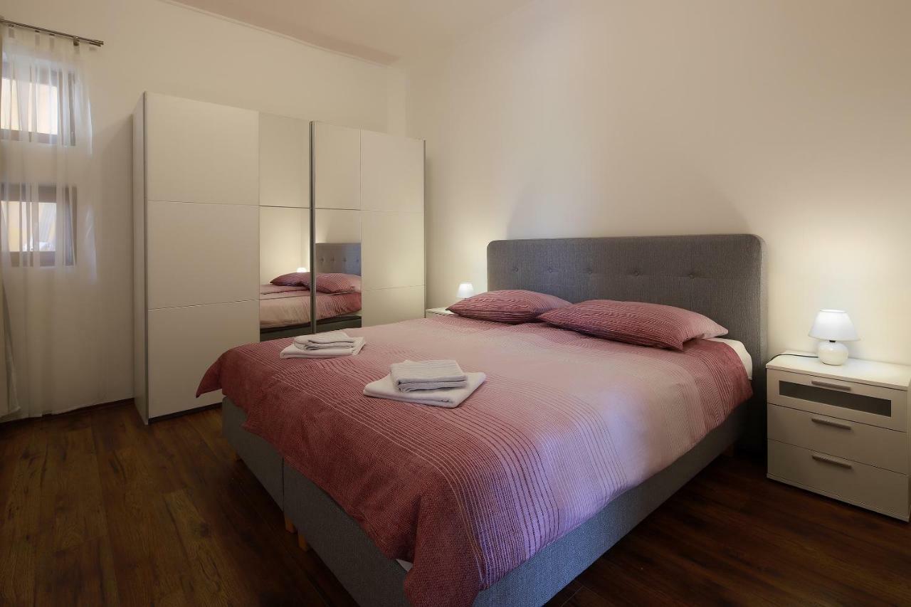 נזרין Apartments Galboka מראה חיצוני תמונה