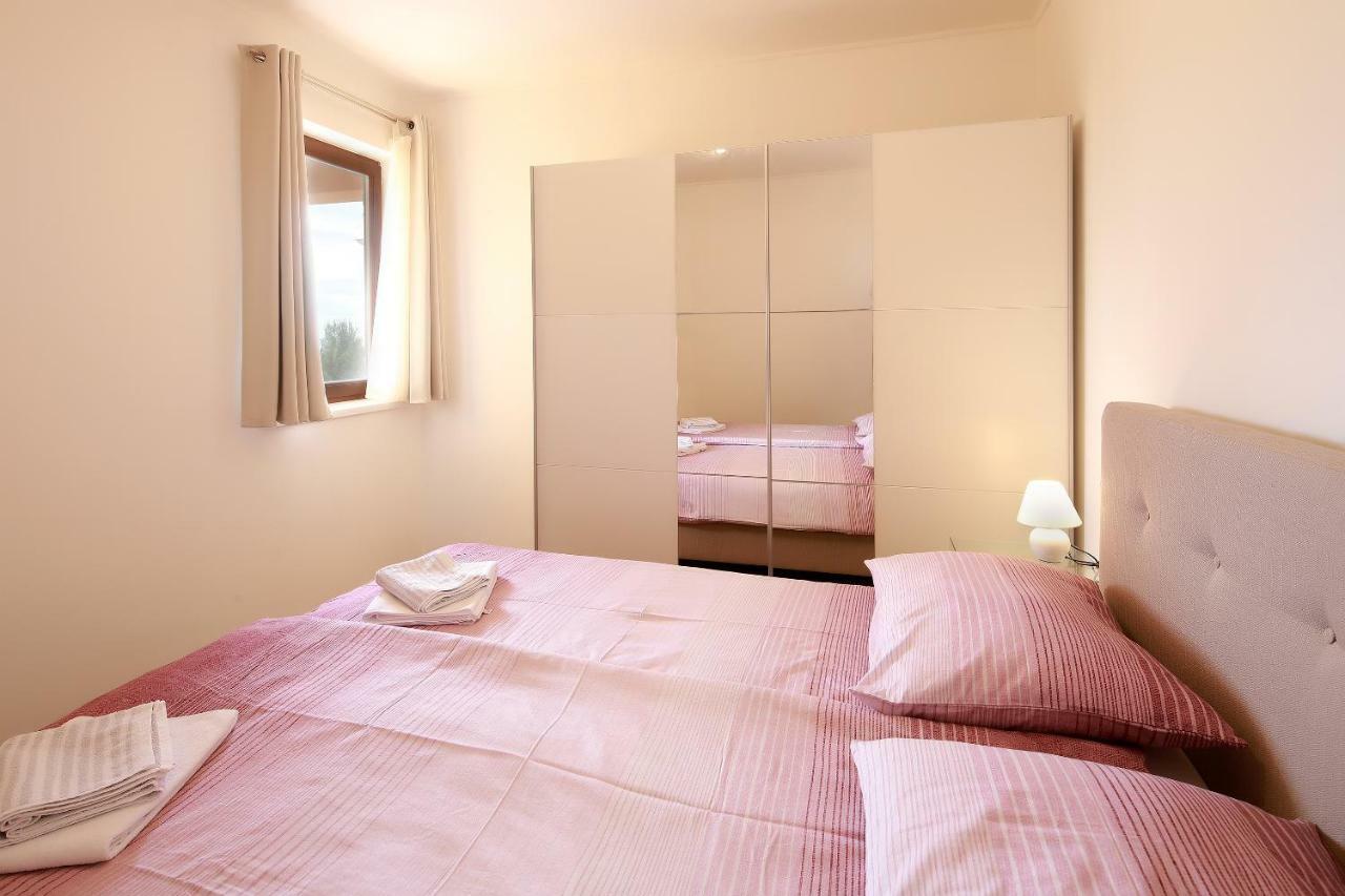 נזרין Apartments Galboka מראה חיצוני תמונה