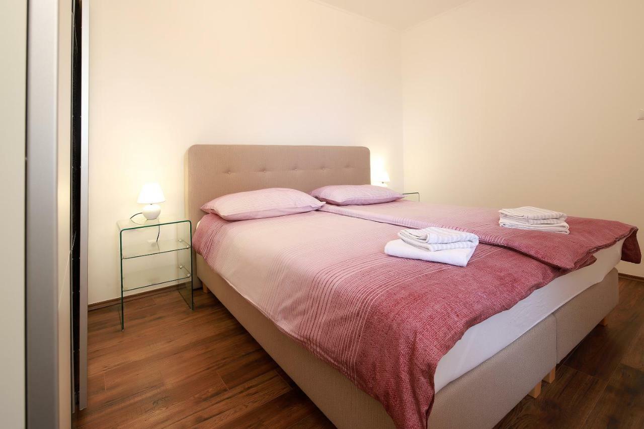 נזרין Apartments Galboka מראה חיצוני תמונה