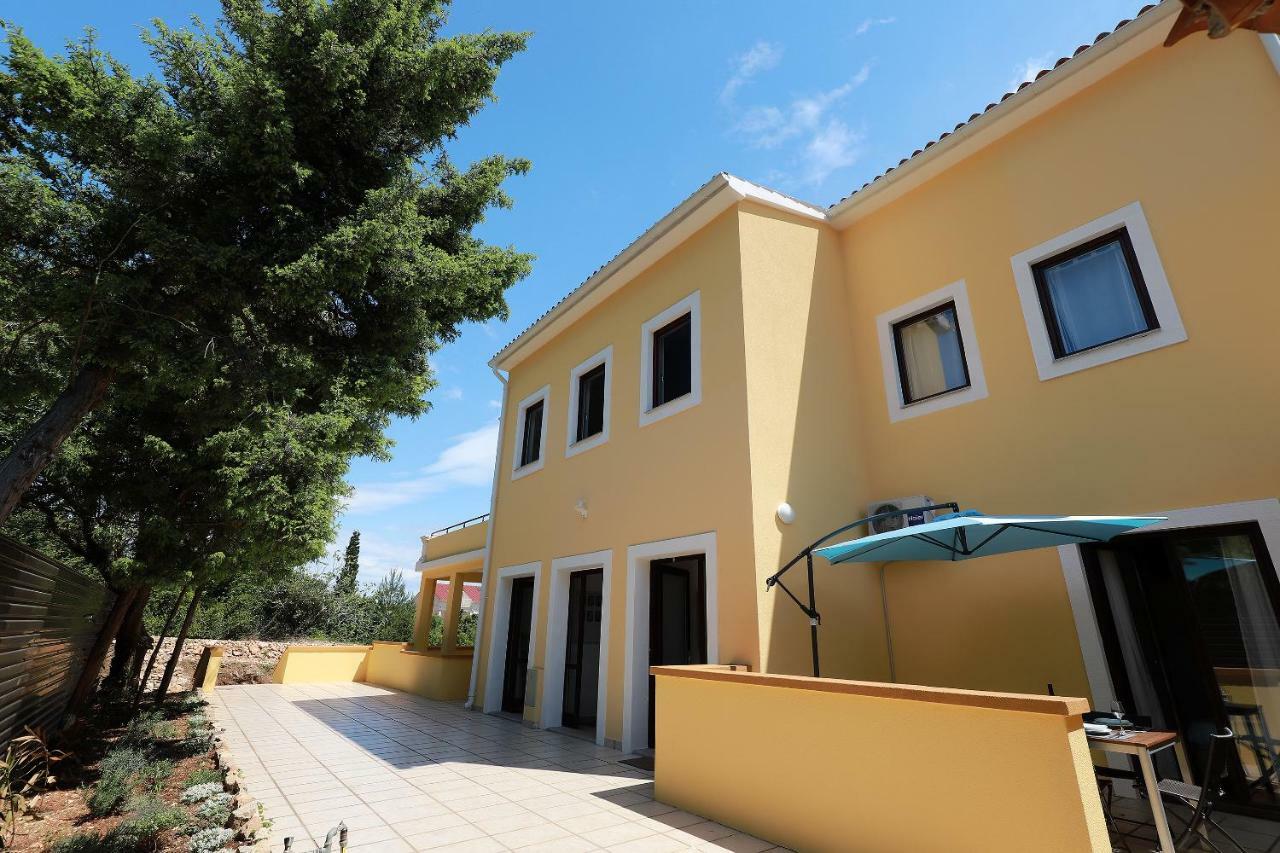 נזרין Apartments Galboka מראה חיצוני תמונה